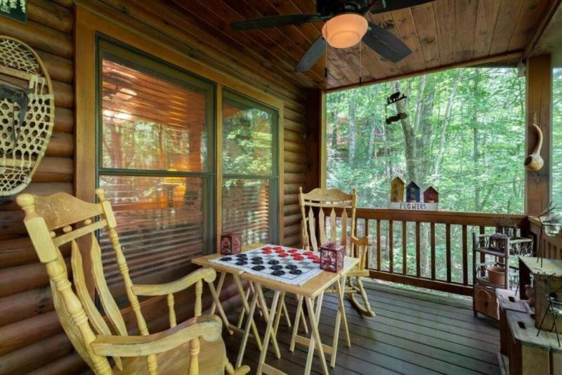 Mountain Spirit Cabin - Fireplace And Hot Tub Villa Blue Ridge Bagian luar foto