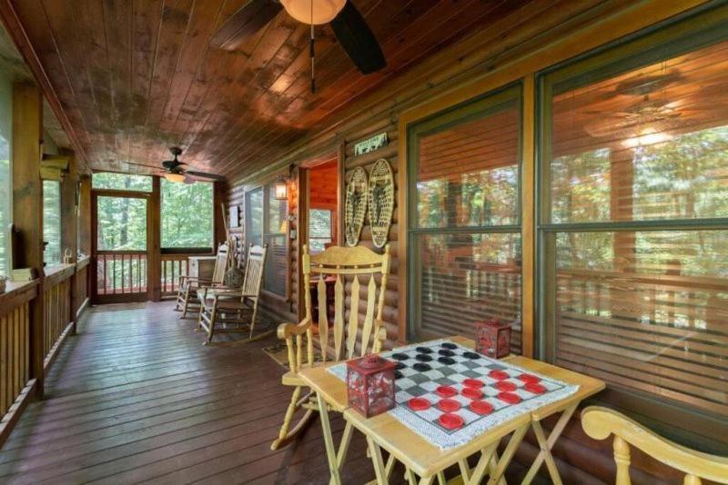 Mountain Spirit Cabin - Fireplace And Hot Tub Villa Blue Ridge Bagian luar foto